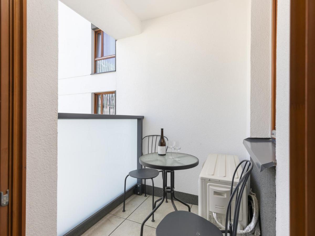 Karolkowa 28 II - Premium Apartments With Balcony By Noclegi Renters Warschau Exterior foto